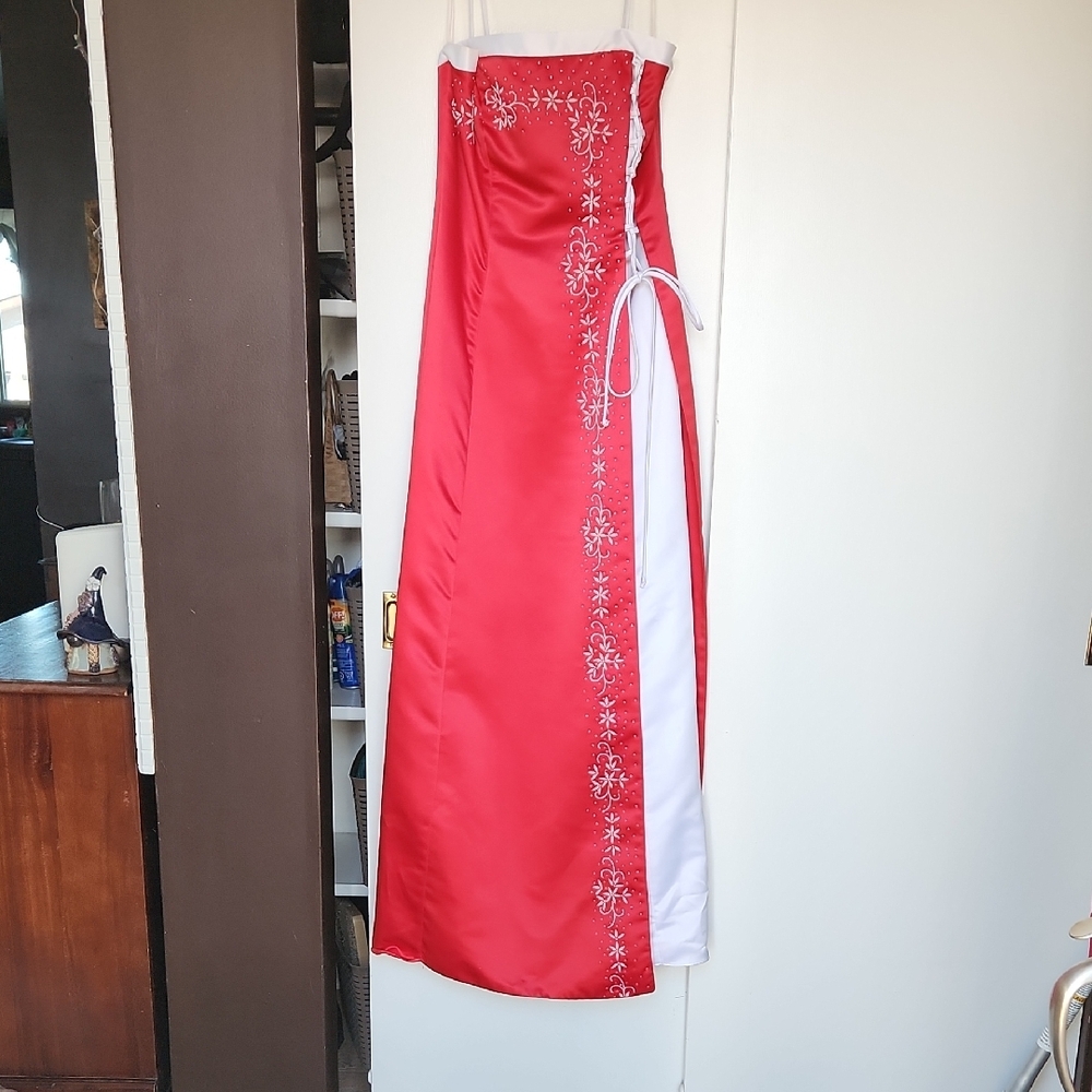 Elegant Red Gown with Embroidery